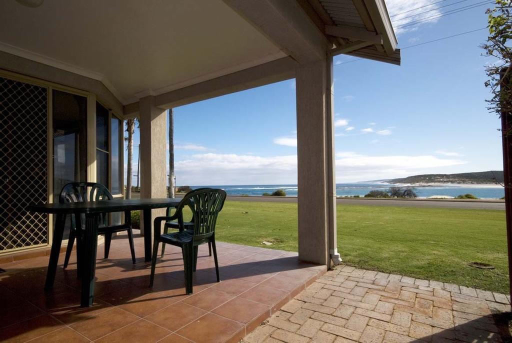 Pelican Shore Oceanfront Villa 6 Kalbarri Værelse billede